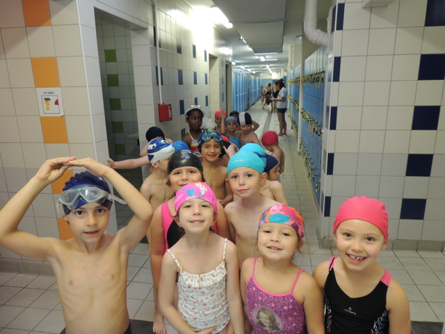 a_la_piscine__1_.jpg