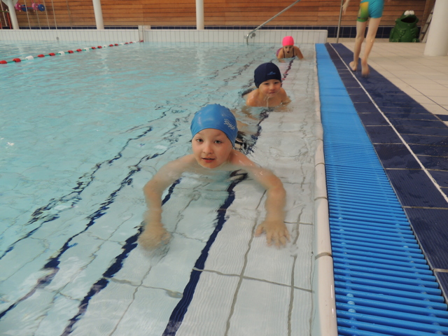 a_la_piscine__5_.jpg